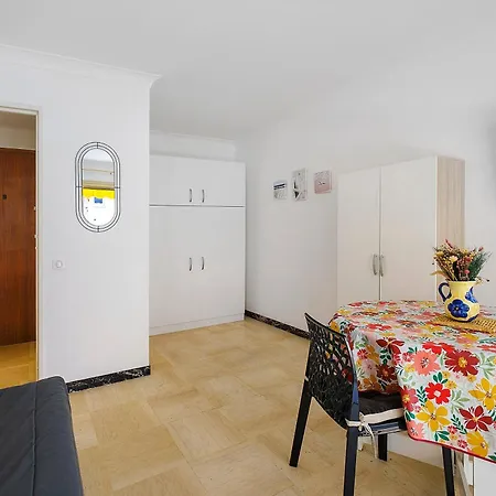 Elysee Foch Front De Apartament *